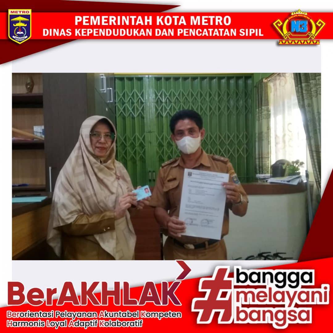 Penyerahan KTP-el ke Sekolah