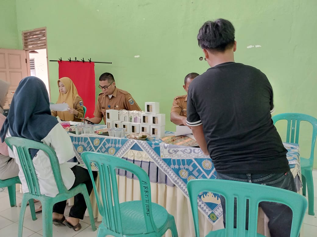 Jemput Bola Perekaman KTP di Kelurahan Karangrejo