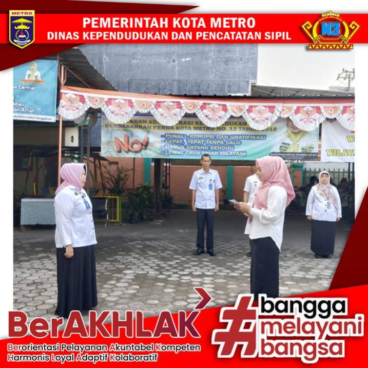 Pelaksanaan Apel Pagi Disdukcapil Kota Metro