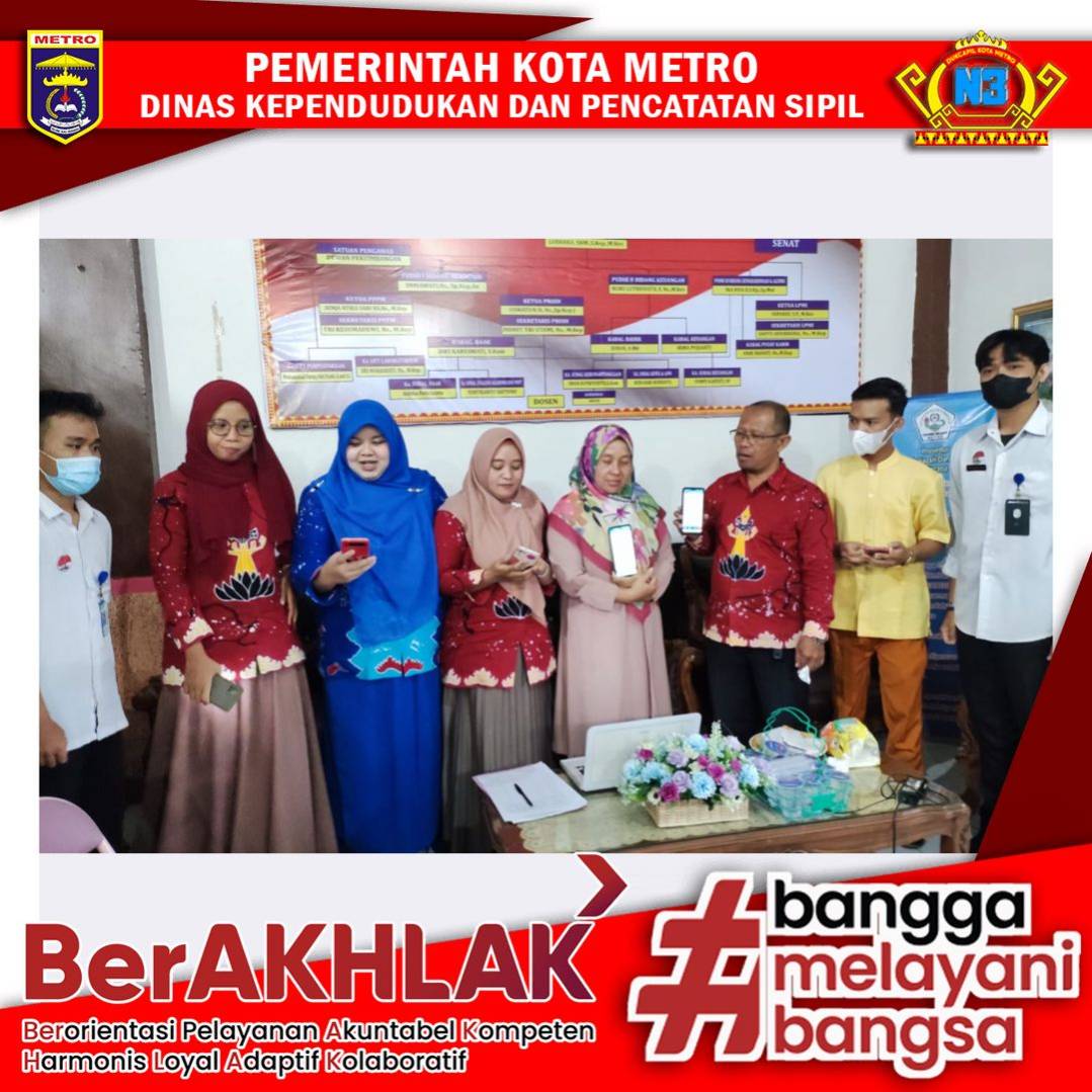 Jemput Bola pelayanan Pembuatan Identitas Kependudukan Digital (IKD) pada AKPER Darma Wacana