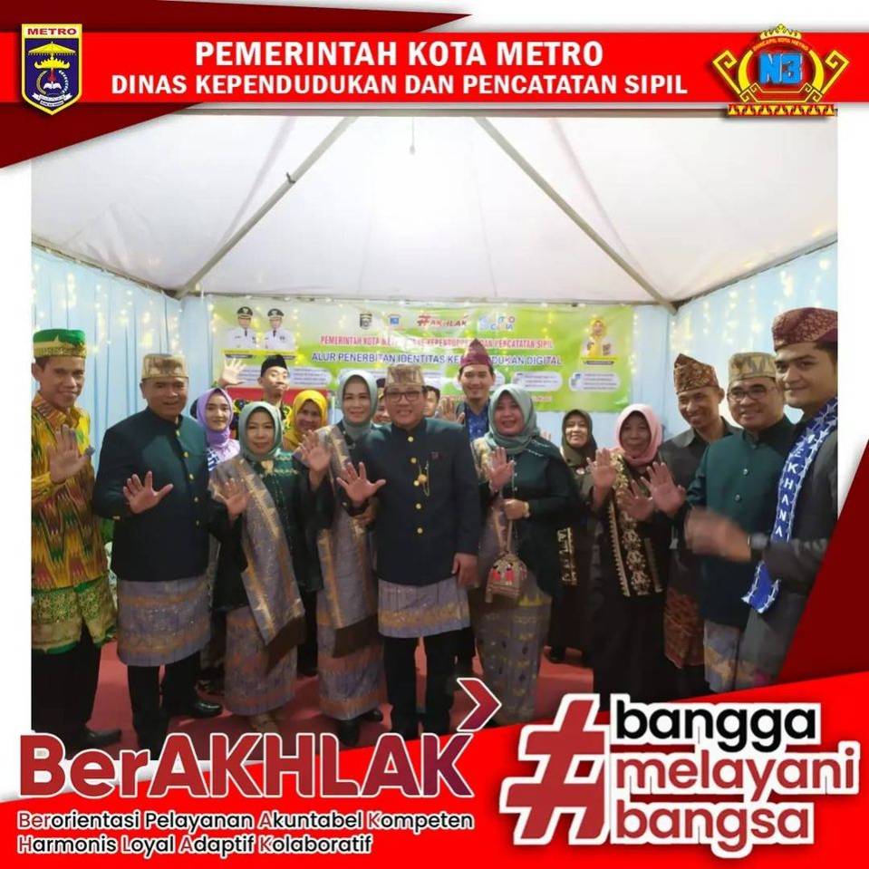 Pelaksanaan Pembukaan Pelayanan Administrasi Kependudukan Pada Pameran di Lapangan Samber