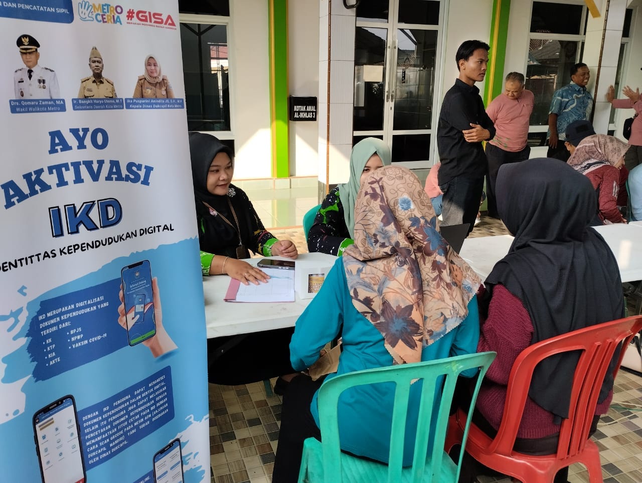  Aktivasi Identitas Kependudukan Digital di Masjid Al Ikhlas Kelurahan Iring Mulyo