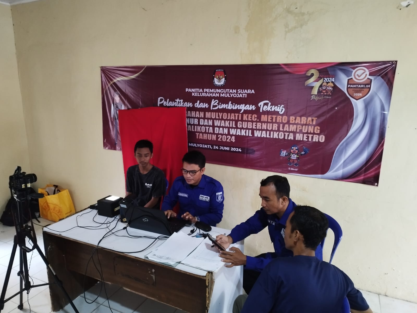 Jemput Bola Perekaman KTP Pemula di Kelurahan Mulyojati