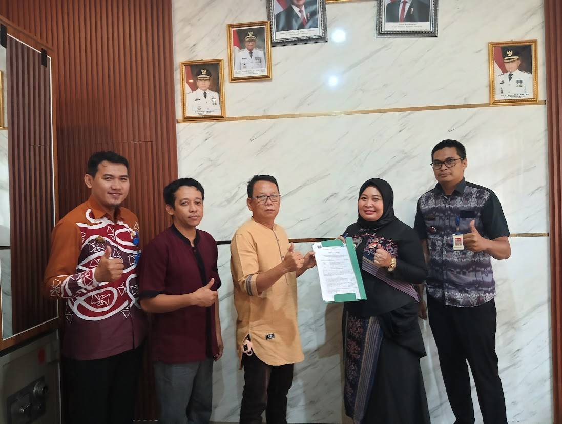 Penandatanganan Perjanjian Kerjasama dengan Toko Adacom Kota Metro