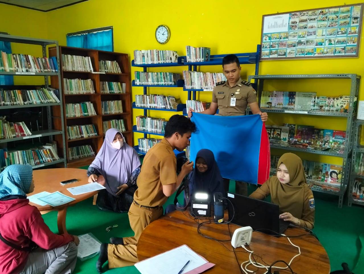 Jemput Bola Pelayanan Kependudukan Ke Kelurahan Yosomulyo