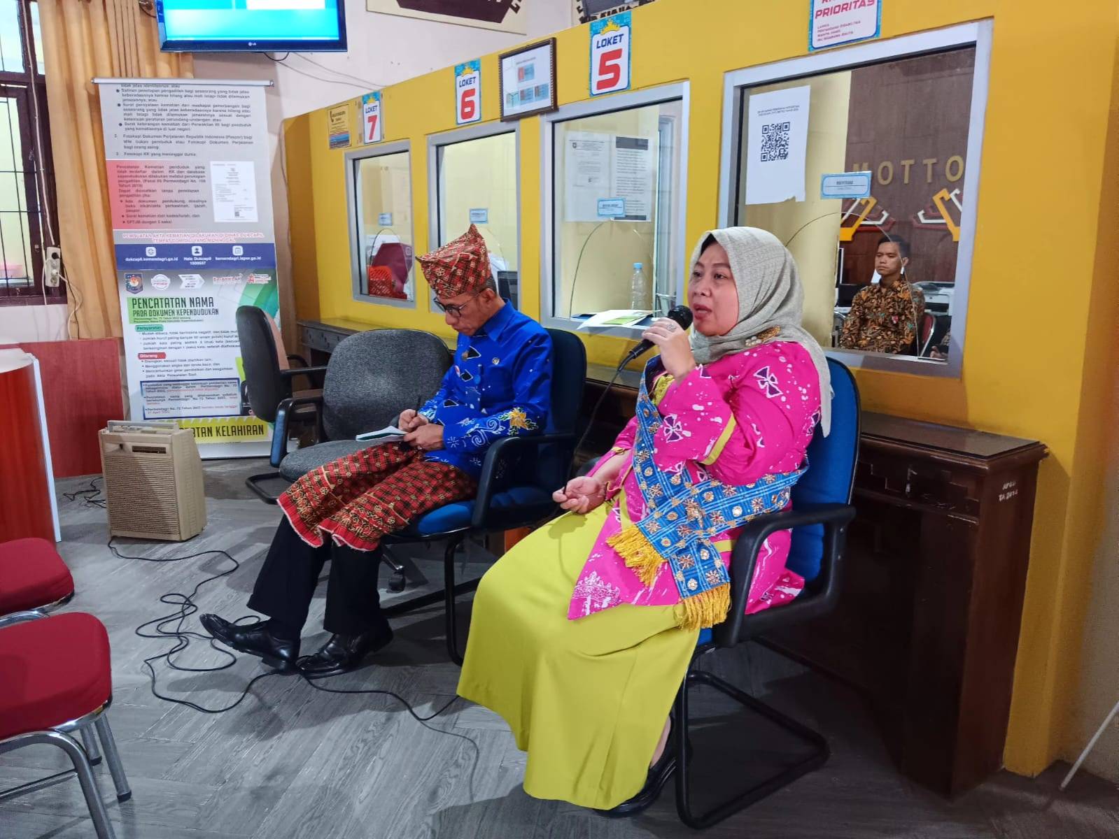 Disdukcapil Metro Evaluasi Layanan dan Apresiasi Pegawai Teladan