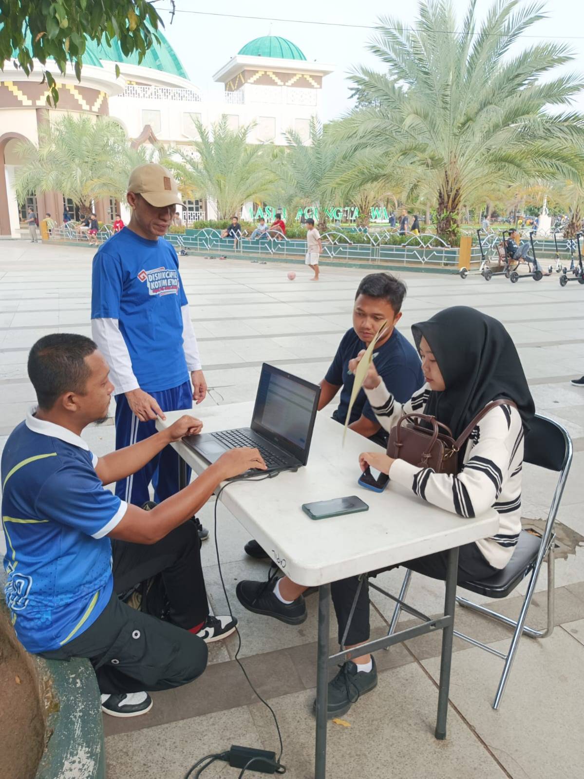 Aktivasi IKD Pada Acara Metro Car Free Day