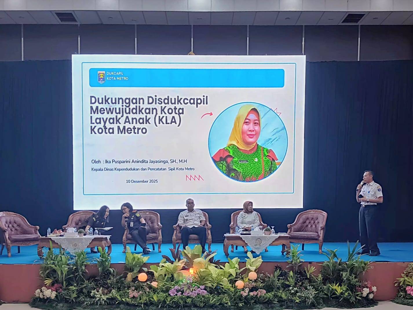 Kolaborasi Penegakan Hukum dan Perlindungan Anak, Disdukcapil Metro Beri Materi FGD di Gedung Sesat Agung