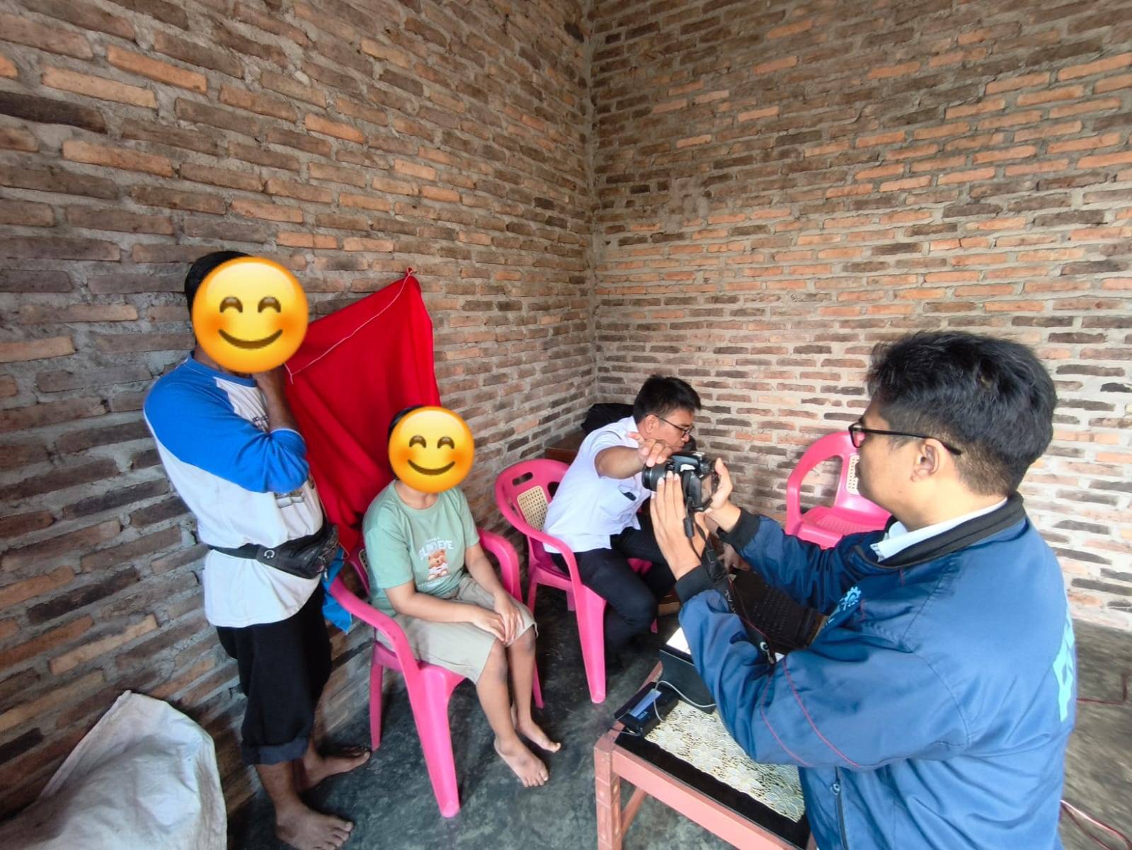 Layanan Jemput Bola Perekaman KTP untuk Penyandang Disabilitas di Kelurahan Ganjar Agung