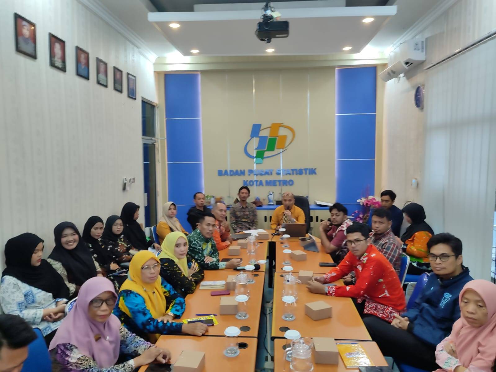 Perkuat Sinergi Data, Dukcapil Metro Hadiri FGD dan Pembinaan Statistik Sektoral BPS