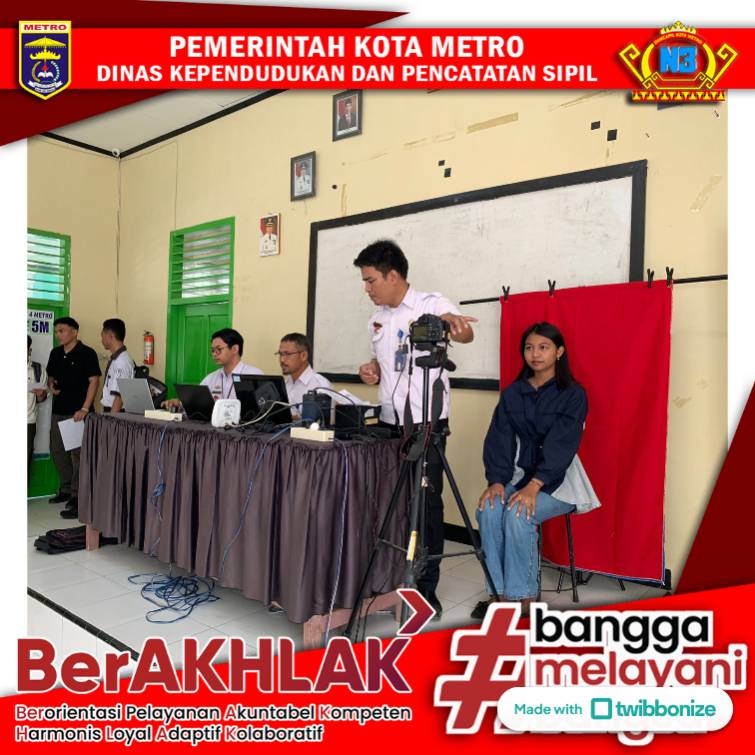 JEMPUT BOLA PEREKAMAN KTP-EL KELILING KE SMA N 4 METRO