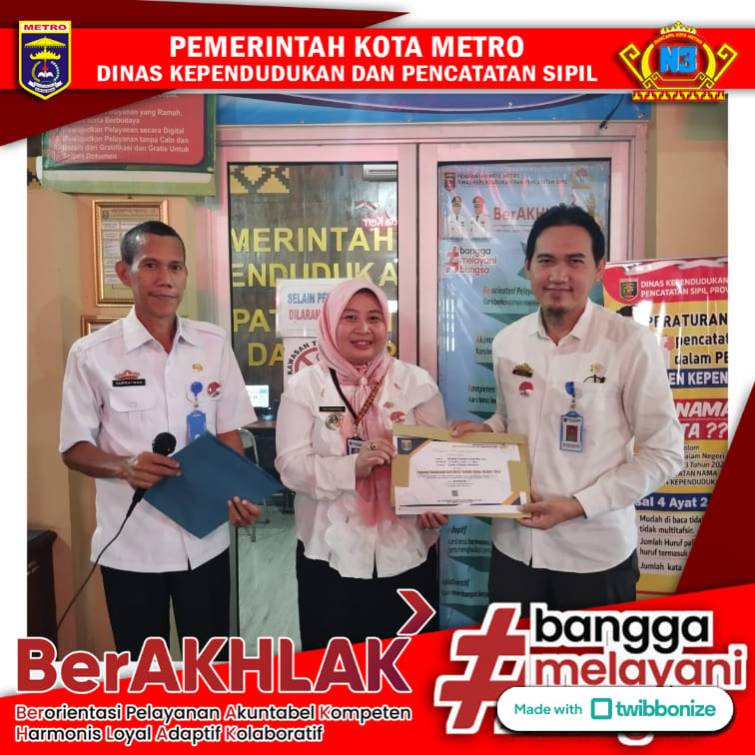 Pegawai Teladan Disdukcapil Kota Metro Pada Bulan Oktober Tahun 2023