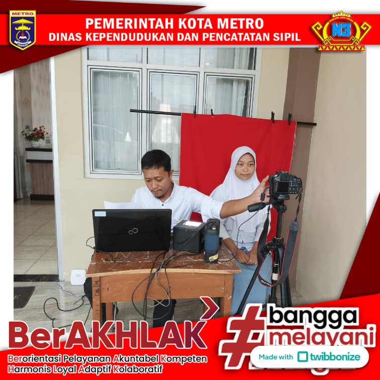 Jemput Bola Perekaman KTP-el ke SMK Muhammadiyah 1 Kota Metro