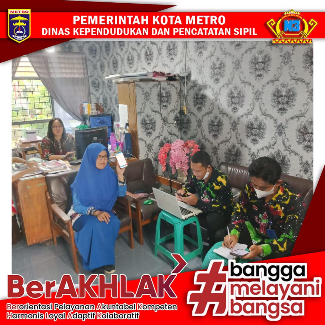 Jemput Bola pelayanan Pembuatan Identitas Kependudukan Digital (IKD)