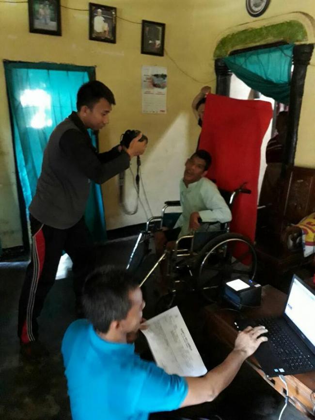 Perekaman KTP-el bagi Warga Penyandang cacat/disabilitas dan lansia 